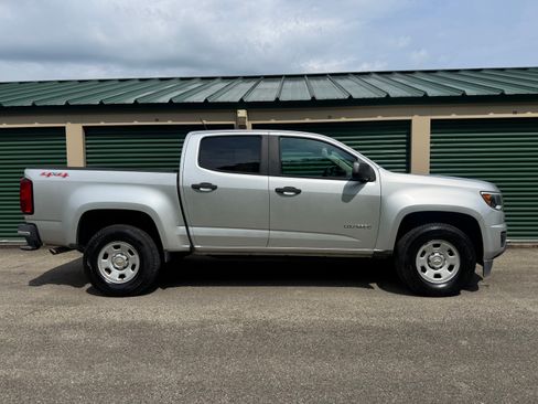 Used 2016 Chevrolet Colorado W/T w/ WT Convenience Package AWD/4WD image 5