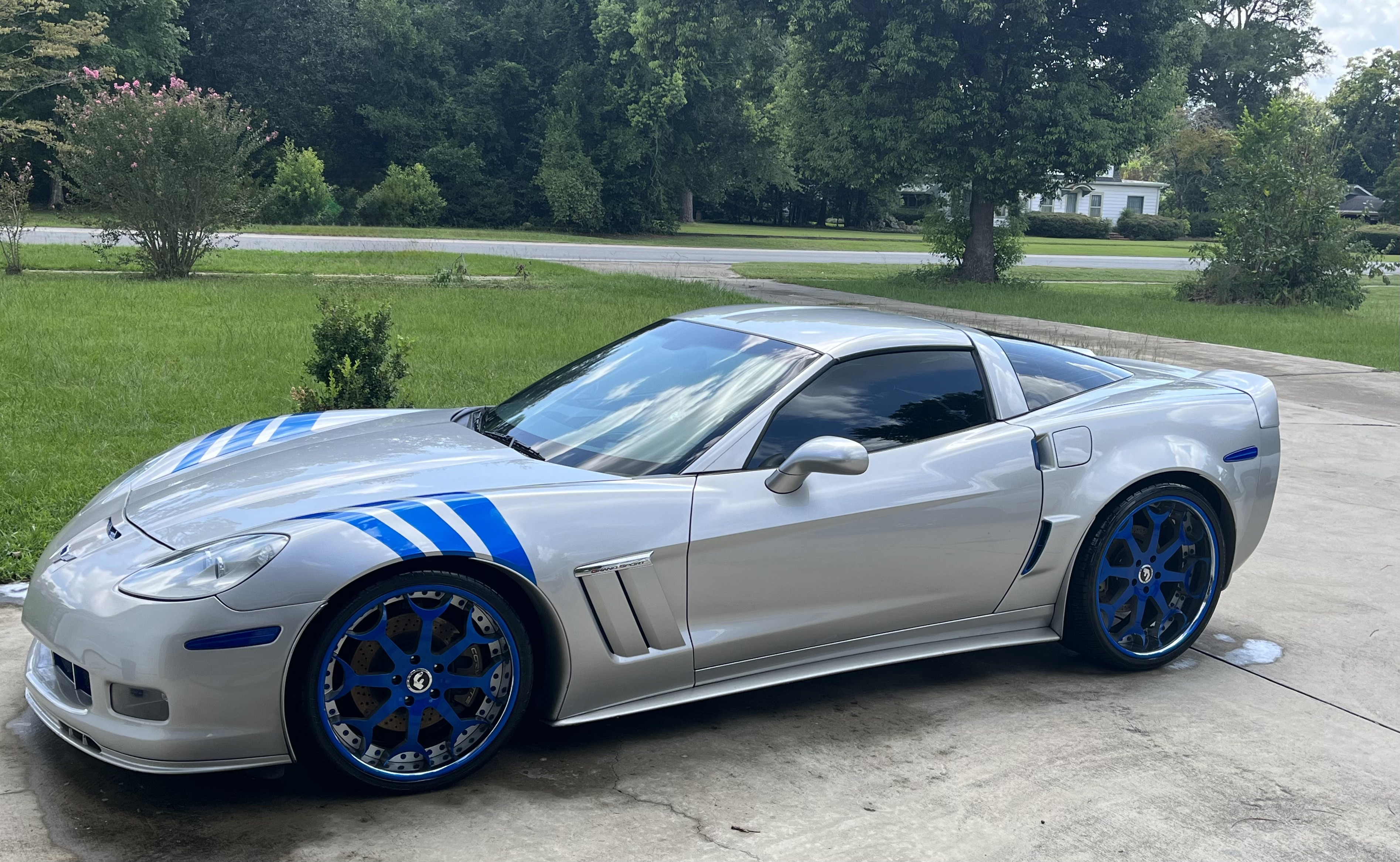 Used 2006 Chevrolet Corvette Coupe w/ Preferred Equipment Group RWD image 1