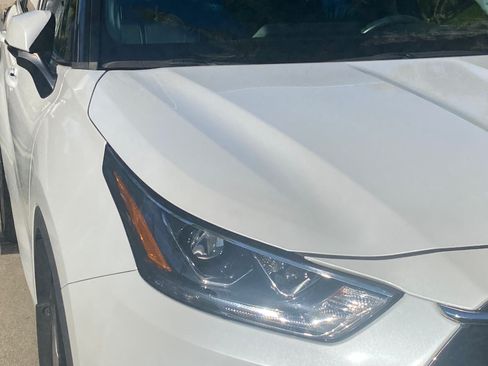 Used 2023 Toyota Highlander Platinum image 19