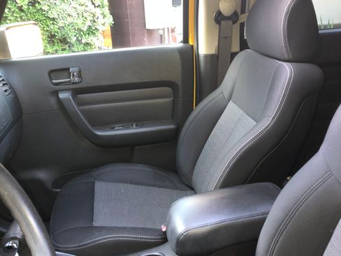 Used 2006 HUMMER H3 Luxury image 5