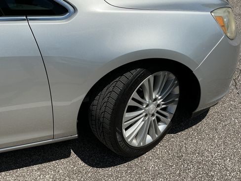Used 2014 Buick Verano FWD image 8