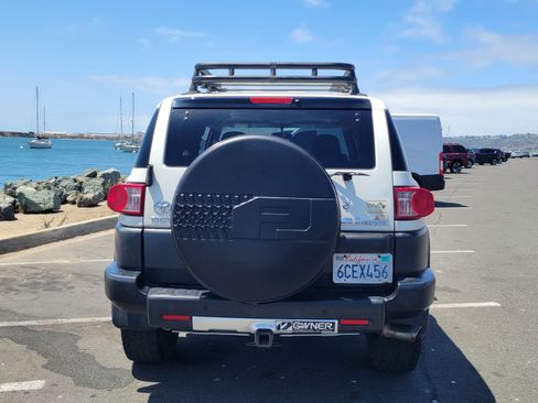 Used 2008 Toyota FJ Cruiser 4WD image 5