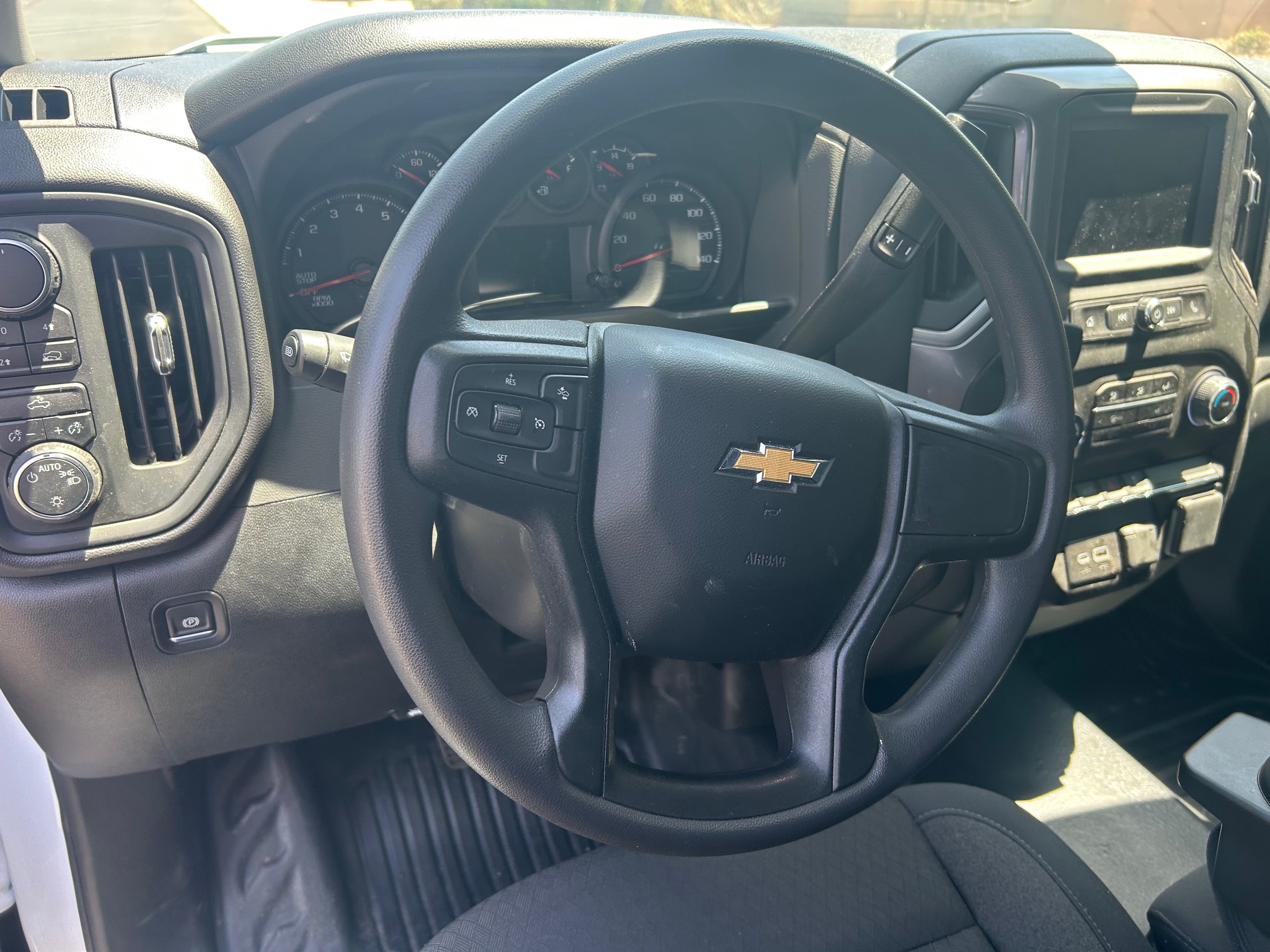 Used 2025 Chevrolet Silverado 1500 W/T w/ WT Value Package AWD/4WD image 12