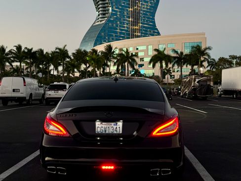 Used 2016 Mercedes-Benz CLS 550 4MATIC image 2