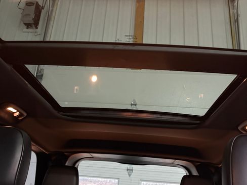 Used 2015 Jeep Grand Cherokee High Altitude image 23