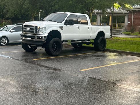 Used 2010 Ford F250 Lariat AWD/4WD image 13