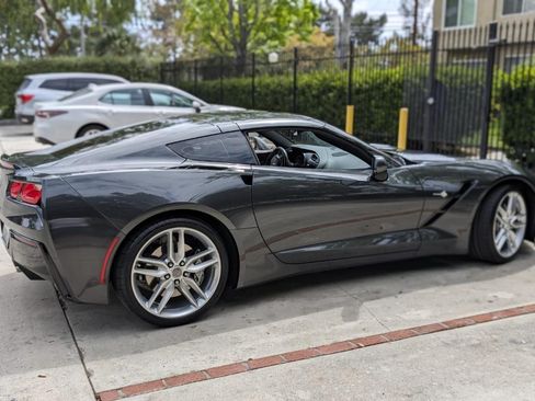 Used 2019 Chevrolet Corvette Stingray Coupe 2D image 1