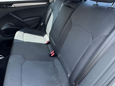 Used 2015 Volkswagen Passat 1.8T Limited Edition image 6