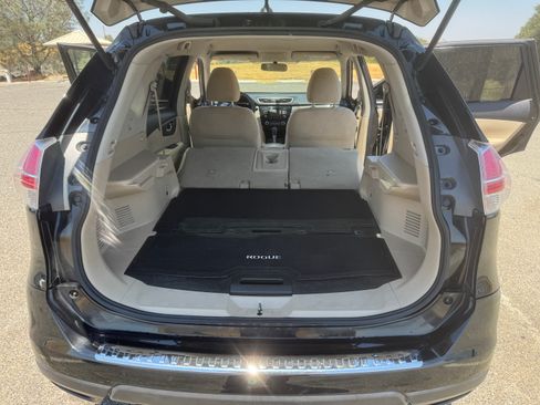 Used 2016 Nissan Rogue S image 12