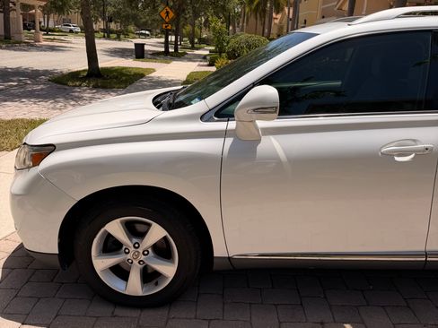 Used 2011 Lexus RX 350 2WD w/ Premium Pkg image 4