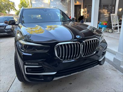 Used 2019 BMW X5 xDrive40i w/ Premium Package 2