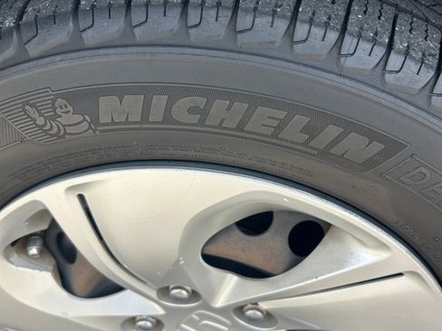 Used 2013 Honda Civic LX image 9