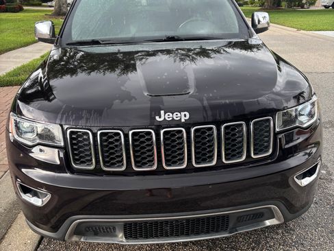 Used 2019 Jeep Grand Cherokee Limited RWD image 2