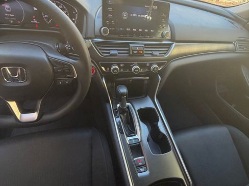 Used 2019 Honda Accord LX image 11