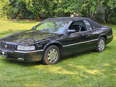 Used 1998 Cadillac Eldorado Touring w/ Safety/Security Pkg image 2