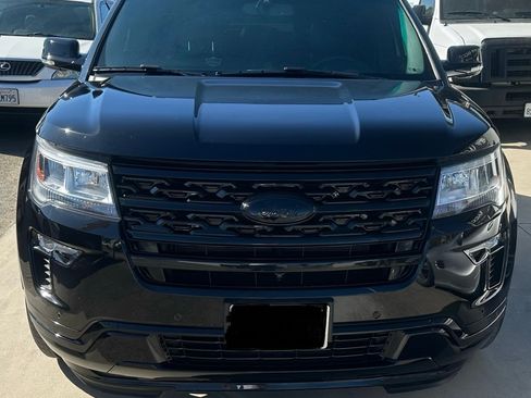 Used 2019 Ford Explorer Limited w/ Class III Trailer Tow Package image 4