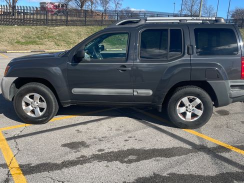 Used 2013 Nissan Xterra S image 6