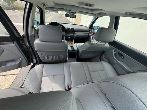 Used 2003 BMW 530i Sedan image 9