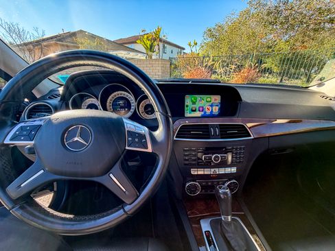 Used 2012 Mercedes-Benz C 300 4MATIC Sedan image 12