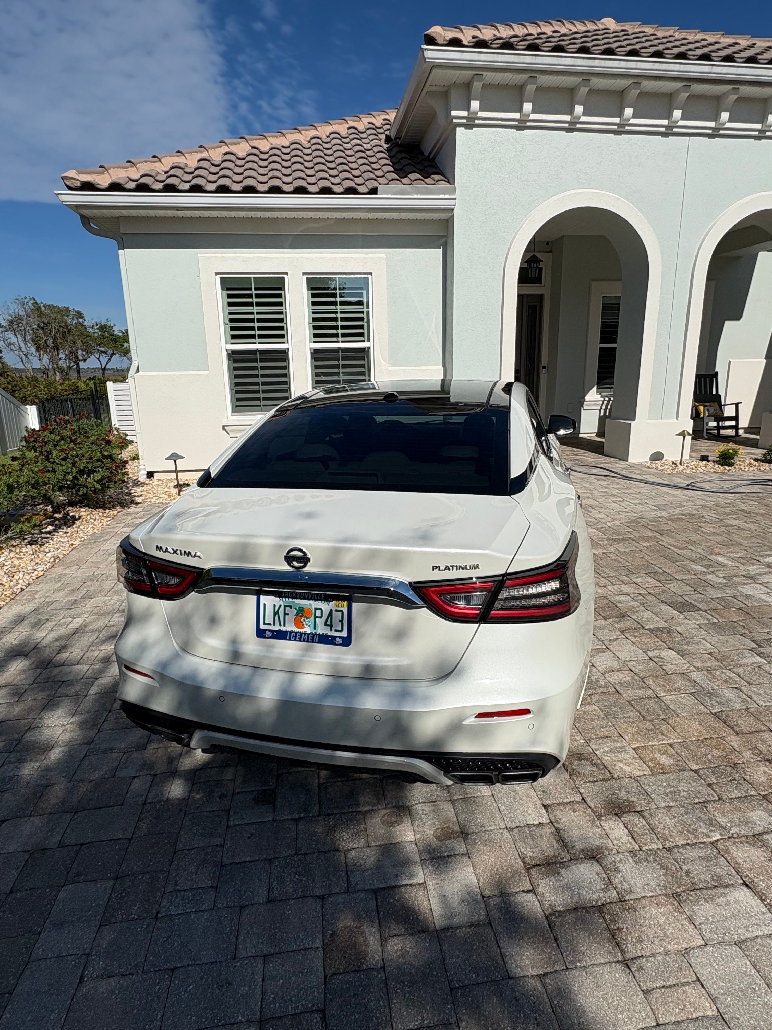 Used 2019 Nissan Maxima Platinum w/ Illumination Package FWD image 4