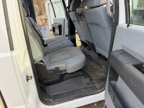 Used 2015 Ford F250 XLT w/ XLT Value Package image 8
