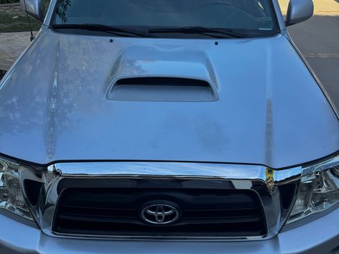 Used 2006 Toyota Tacoma PreRunner image 4