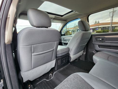 Used 2016 RAM 3500 Big Horn w/ Black Appearance Group image 27