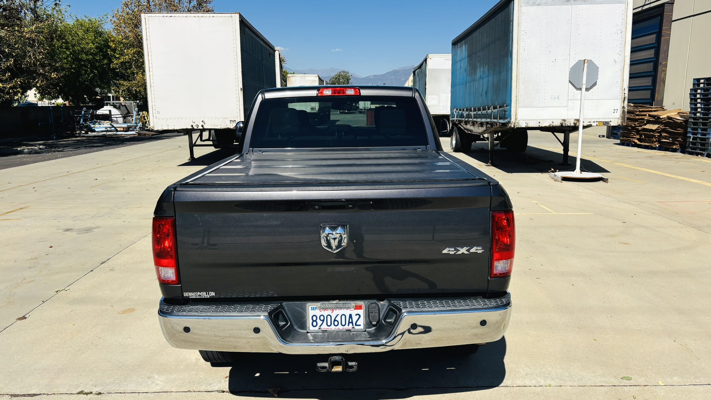 Used 2016 RAM 2500 Tradesman w/ Chrome Appearance Group AWD/4WD image 6