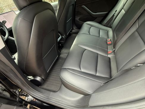 Used 2019 Tesla Model 3 Long Range image 10