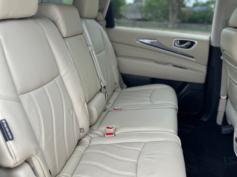 Used 2019 INFINITI QX60 Luxe w/ Essential Package FWD image 15