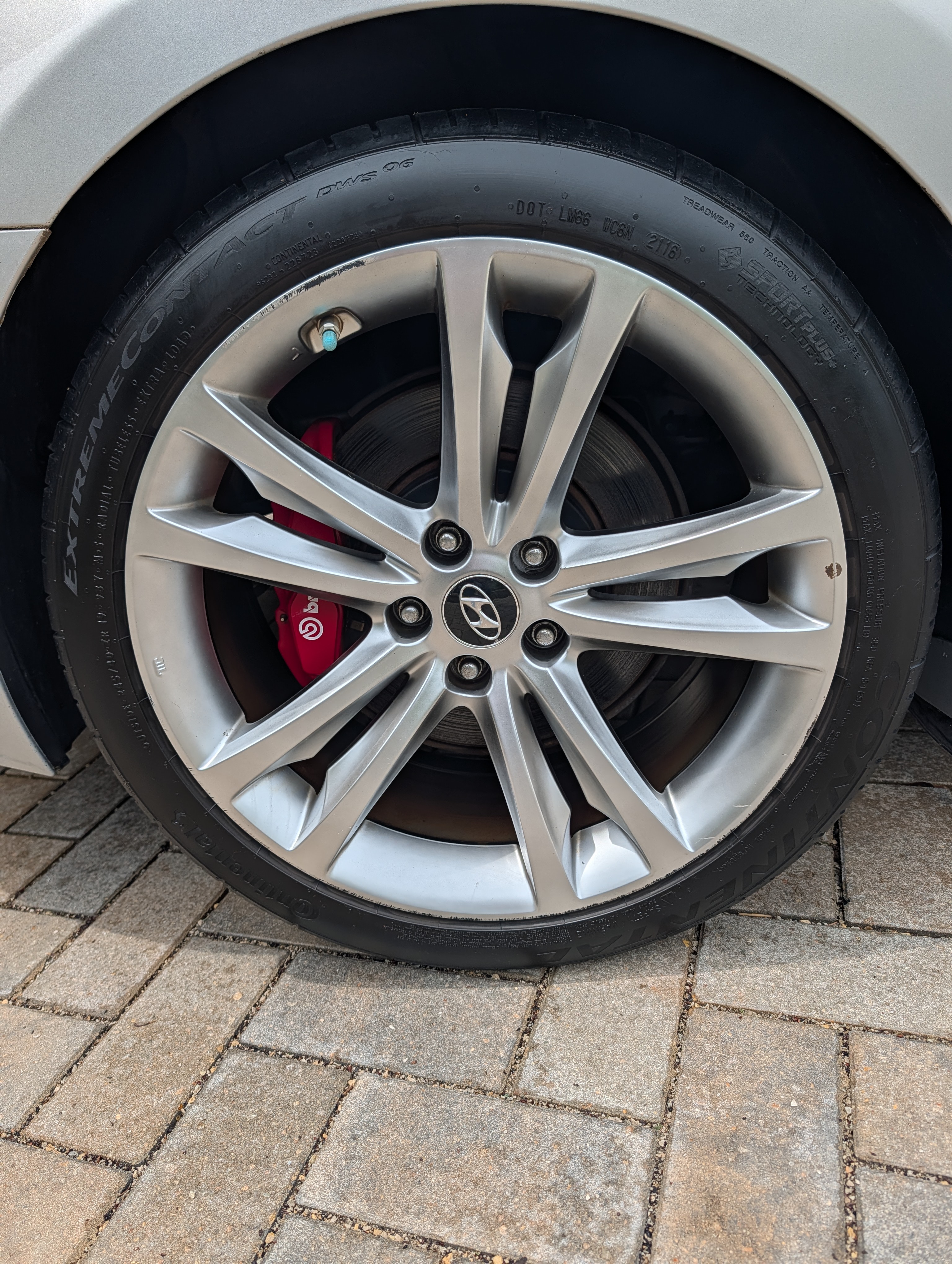 Used 2012 Hyundai Genesis 3.8 RWD image 13