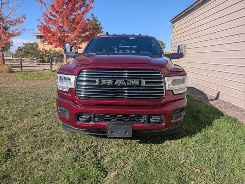 Used 2019 RAM 3500 Laramie image 2