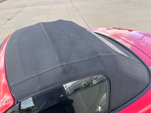 Used 2002 MAZDA MX-5 Miata image 6