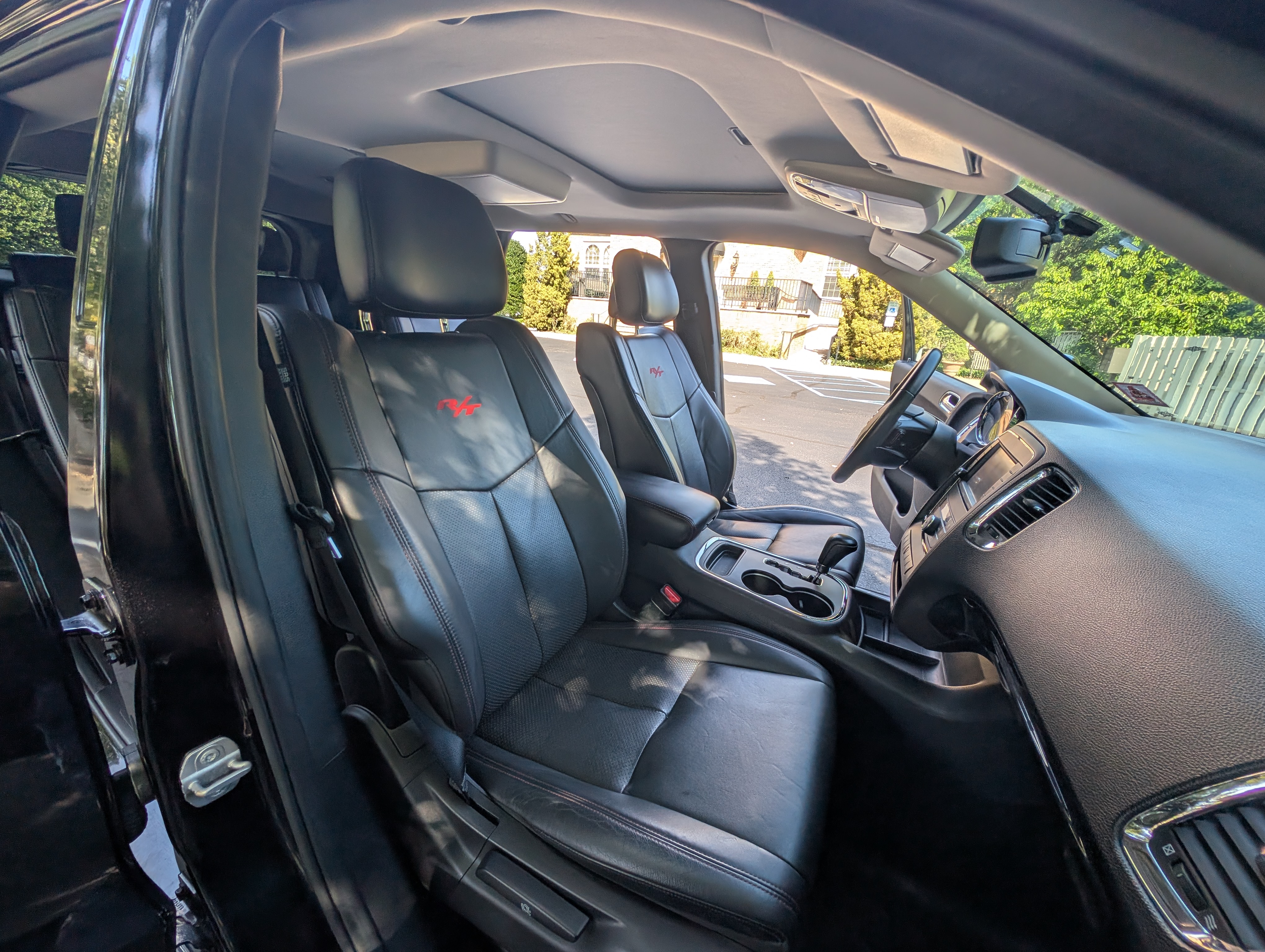Used 2013 Dodge Durango R/T w/ Leather Interior Group RWD image 28