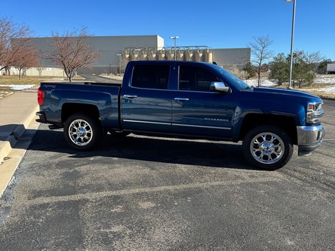 Used 2017 Chevrolet Silverado 1500 LTZ w/ Max Trailering Package image 4