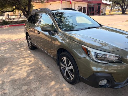 Used 2018 Subaru Outback 2.5i Limited AWD/4WD image 5