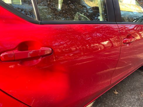 Used 2014 Toyota Prius C One image 8