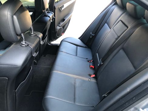 Used 2011 Mercedes-Benz C 300 Sedan image 15
