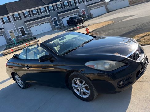 Used 2008 Toyota Solara SLE image 2