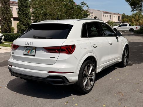 Used 2021 Audi Q3 2.0T Premium Plus w/ Premium Plus Package AWD/4WD image 4