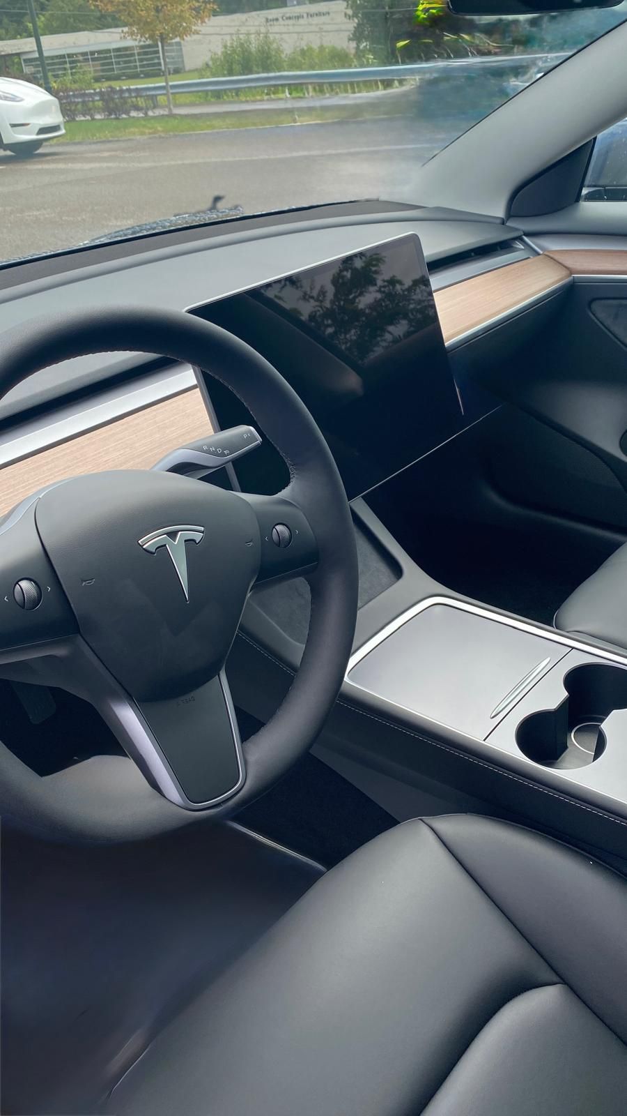 Used 2023 Tesla Model 3 Standard Range RWD image 6