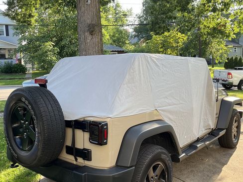 Used 2018 Jeep Wrangler Unlimited Sport S image 19