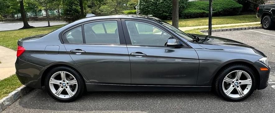 Used 2013 BMW 328i xDrive Sedan AWD/4WD image 1