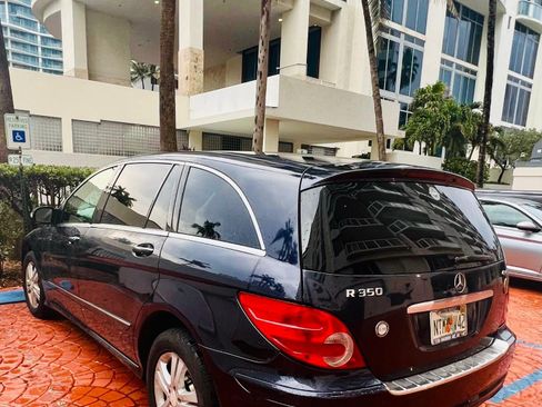 Used 2008 Mercedes-Benz R 350 R 350 Sport Wagon 4D image 4