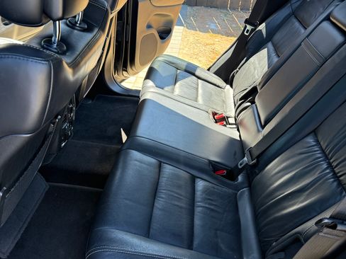 Used 2015 Jeep Grand Cherokee Limited RWD image 15