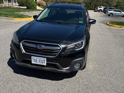 Used 2018 Subaru Outback 3.6R Limited image 4