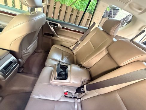 Used 2014 Lexus GX 460 w/ Premium Package AWD/4WD image 12