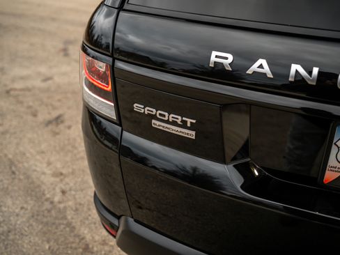 Used 2014 Land Rover Range Rover Sport Supercharged image 12