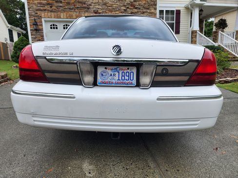 Used 2007 Mercury Grand Marquis LS image 8