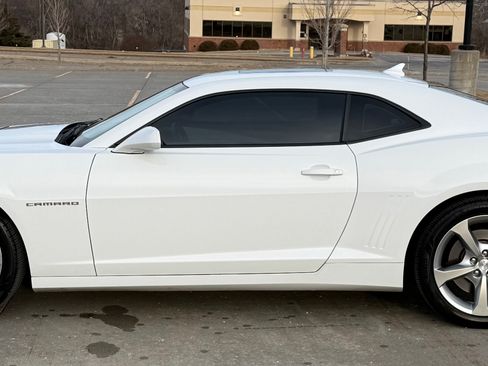 Used 2015 Chevrolet Camaro SS w/ RS Package image 13